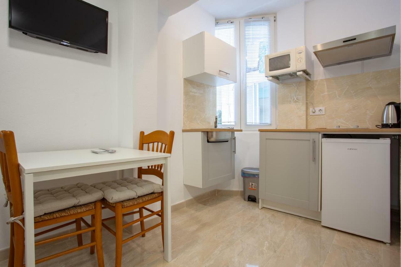 אלתיאה Small Studio Apartment מראה חיצוני תמונה
